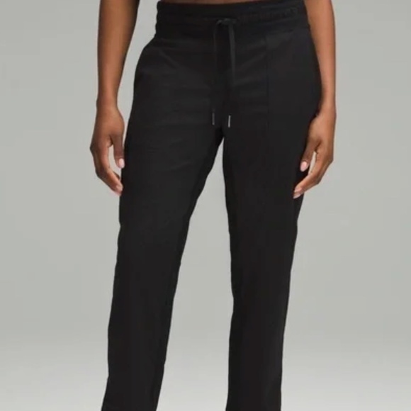 Lululemon Studio Mid-Rise Cropped Pant in Black‎ - Picture 1 of 7
